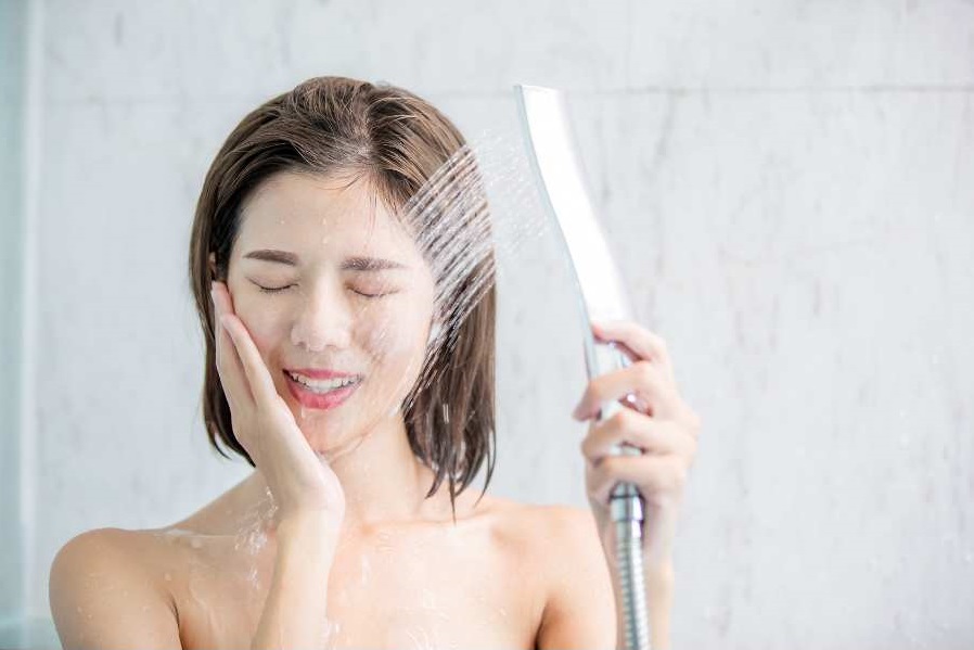 Benefits-of-Cold-Showers-for-Women